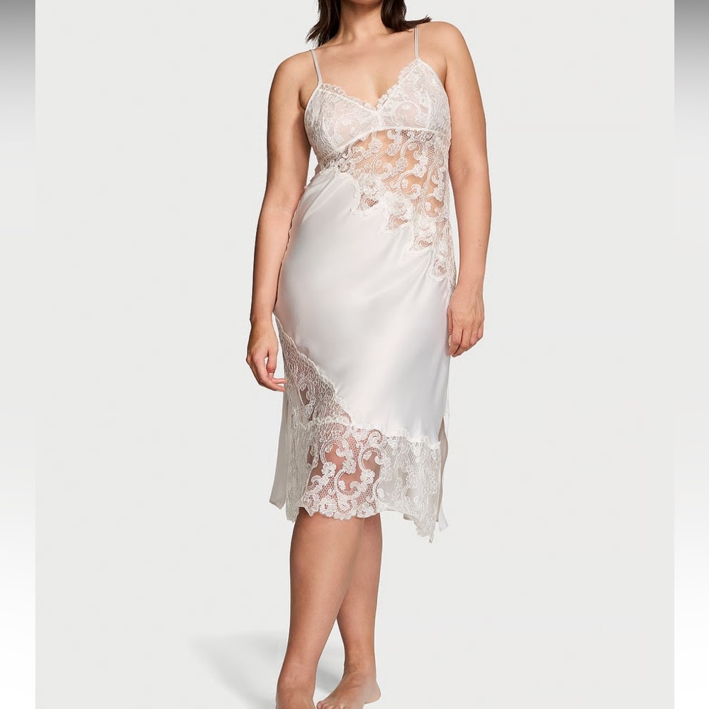 NWT Satin Boho Floral Embroidery Midi Slip